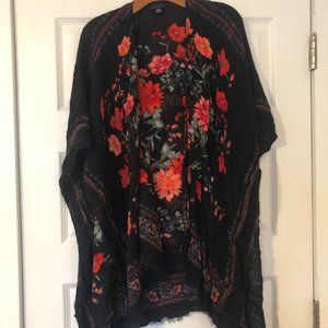 American Eagle Outfitters Floral Kimono